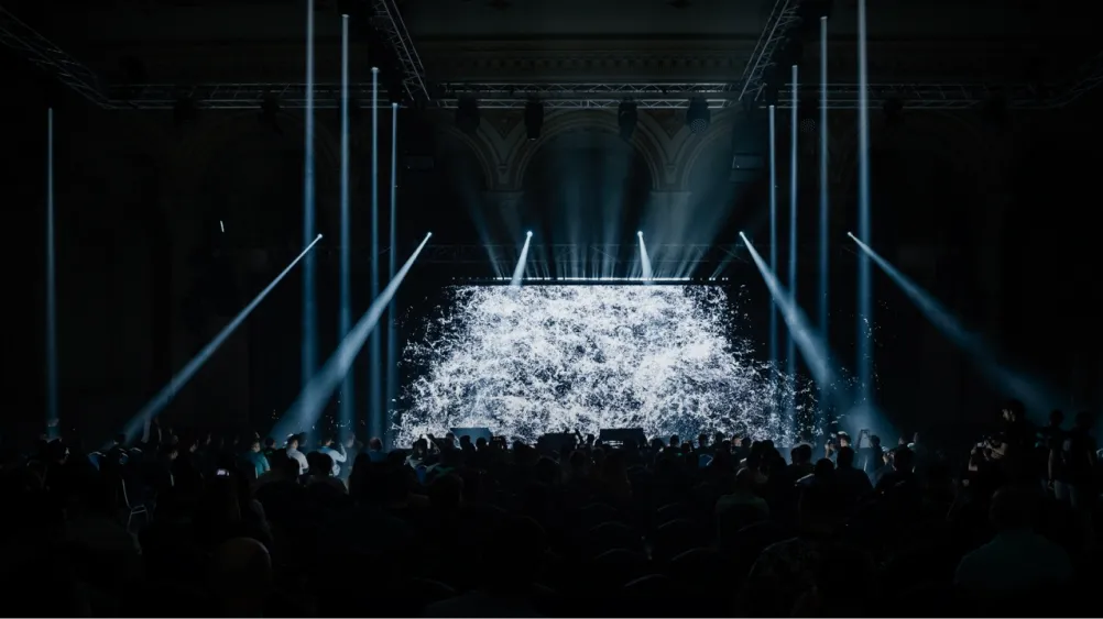 Visual presentation at tech event